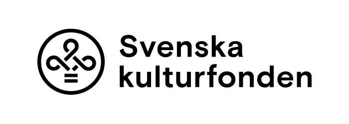 The logo of the Svenska Kulturfonden. The words 'Svenska’ and ‘kulturfonden' are arranged on top of each other, and to the left of the words there’s a graphic image inside a circle.